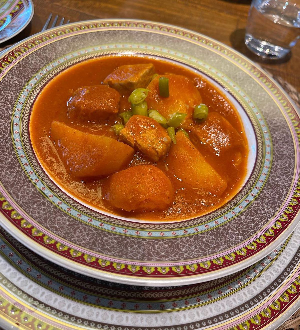 Omul momentului în UFC a sărbătorit titlul la restaurantul fiicei lui Florentino Perez » Cum arată și cât costă delicatesele