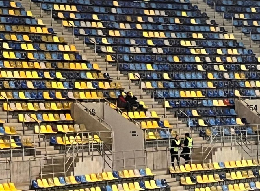 Thriller cu 5 goluri și 3 „roșii” pe Arena Națională » FCSB învinge cu emoții ultima clasată și se distanțează în fruntea Superligii! Clasamentul ACUM