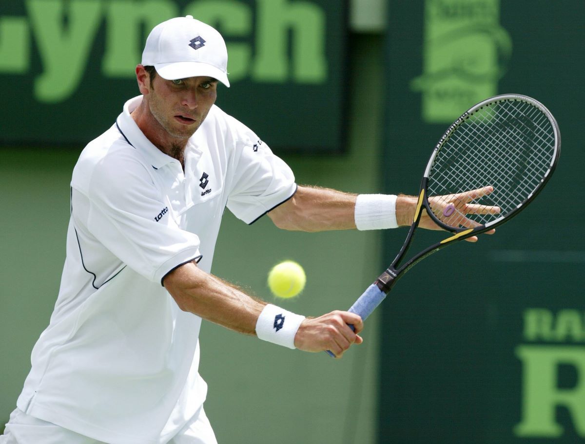 SEISM în tenis: dispare reverul cu o mână? De la Andrei Pavel la Victor Hănescu, 6 experți răspund pentru GSP: cum se schimbă tenisul? 6 diferențe: „De la deplasare, la passing-shots”