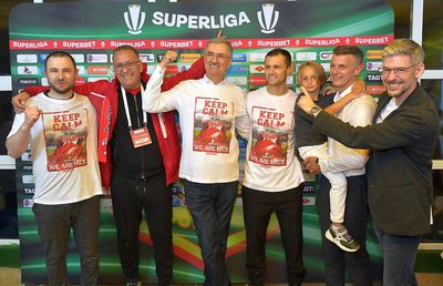 Ovidiu Burcă o dă cu mantă: „Trebuia să-l învețe cineva!”