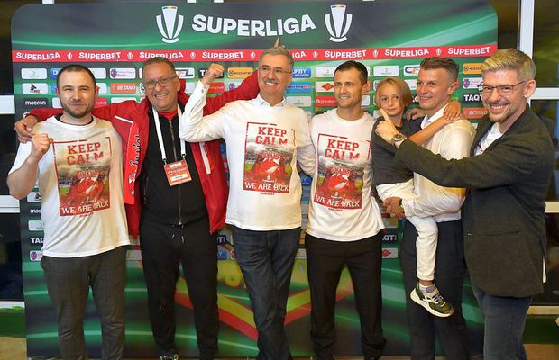 Ovidiu Burcă o dă cu mantă: „Trebuia să-l învețe cineva!”