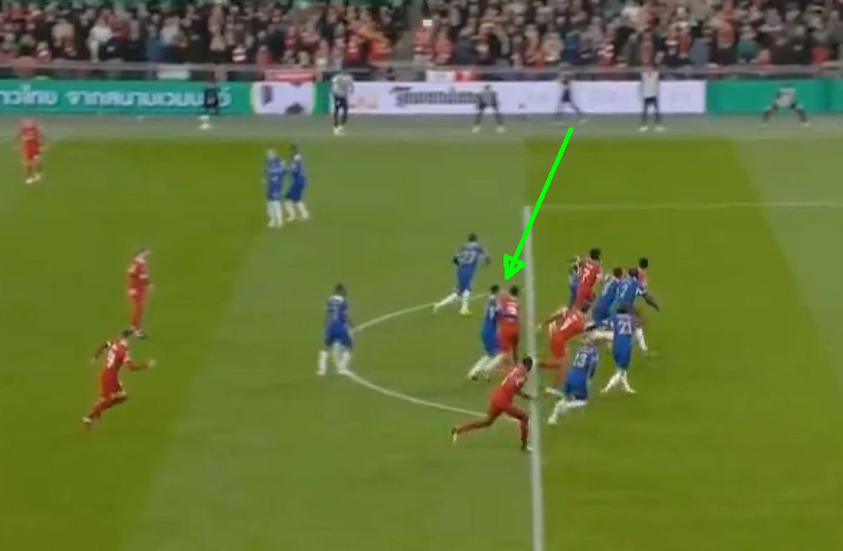 Decizie controversată a VAR-ului în Chelsea - Liverpool, finala Cupei Ligii Angliei