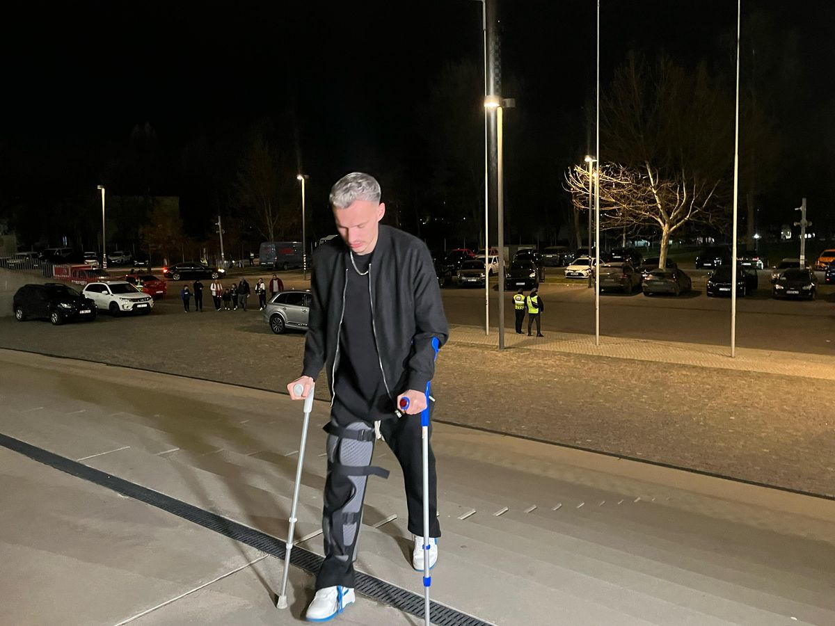 Alexandru Pantea, în cârje la FCSB - Botoșani