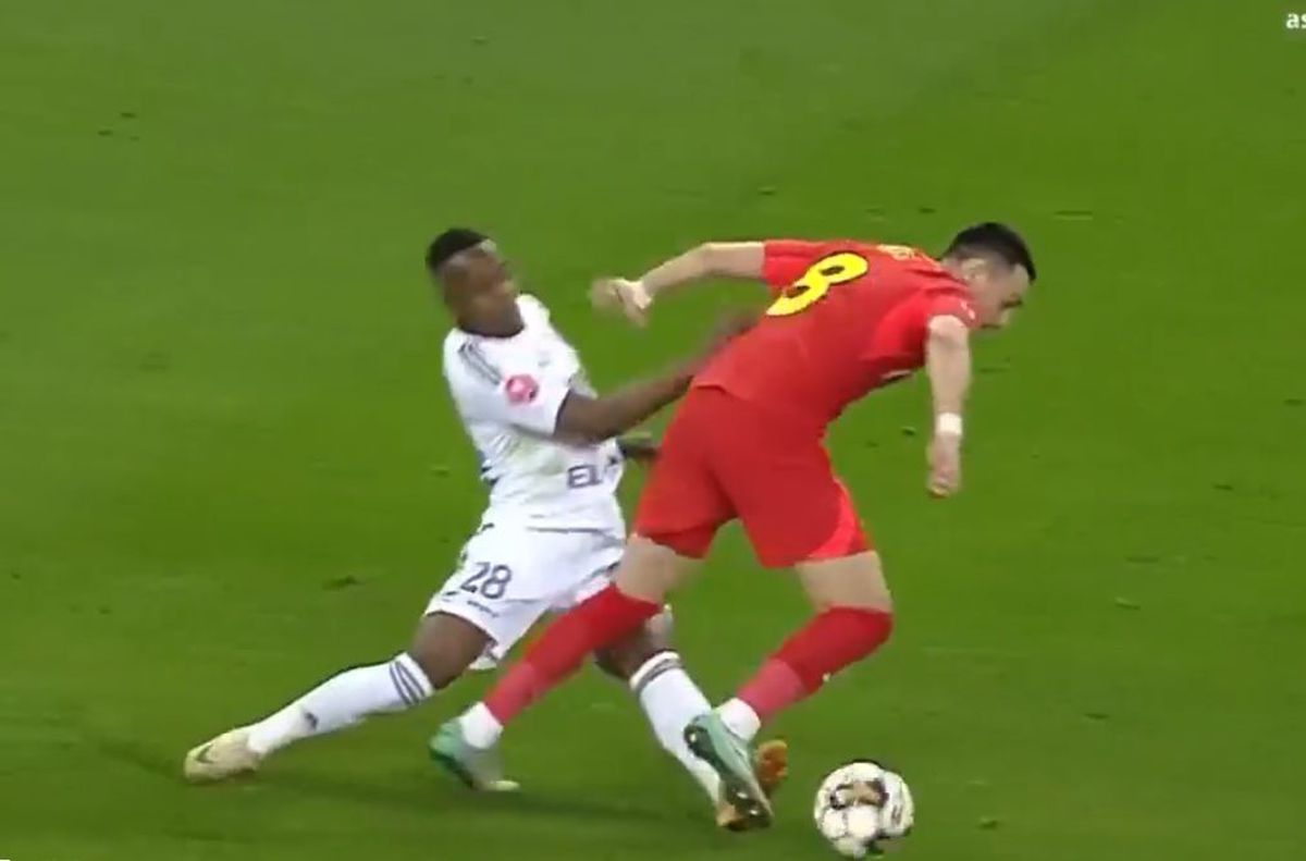 Darius Olaru, „ROȘU” direct în FCSB - FC Botoșani