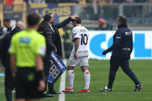 Adrian Bernabe a jucat 172 de minute cu Cagliari, Roma și Bologna după ce s-a recuperat de pe urma accidentării de tendon / Foto: Imago