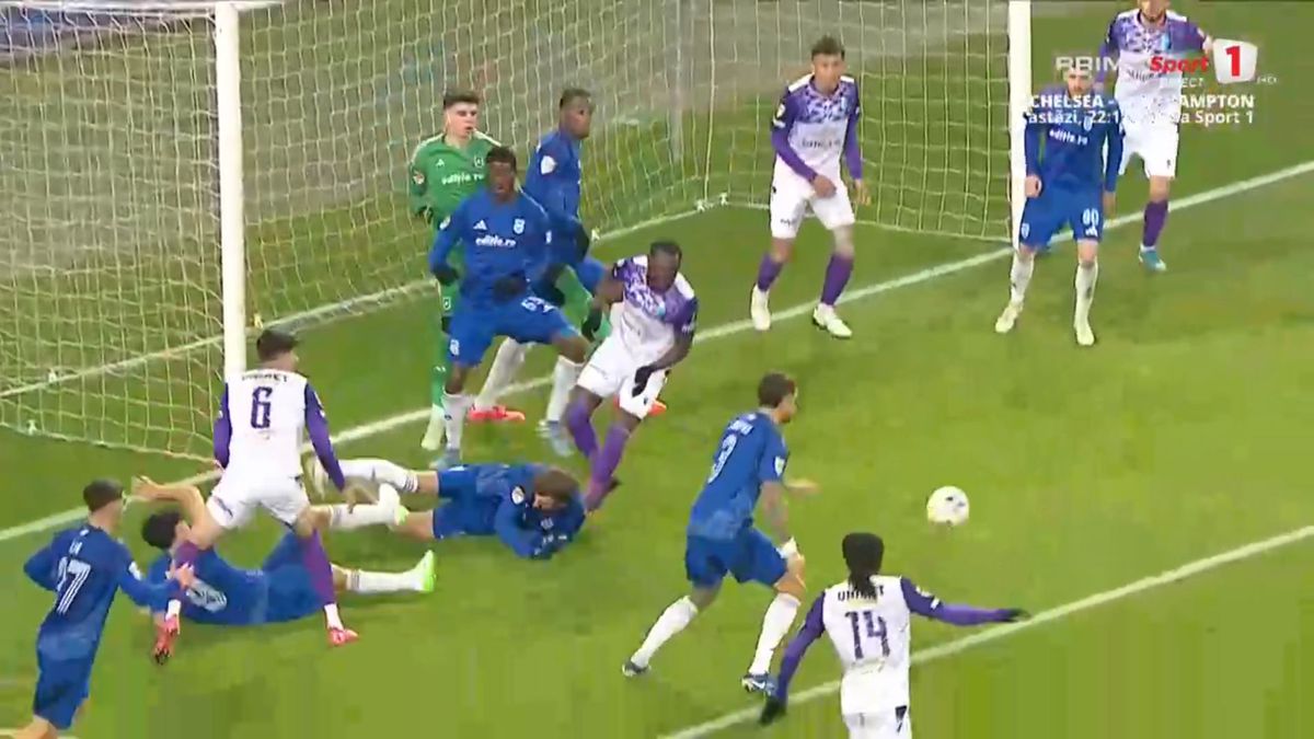 Penalty comis în FCU Craiova - FC Argeș