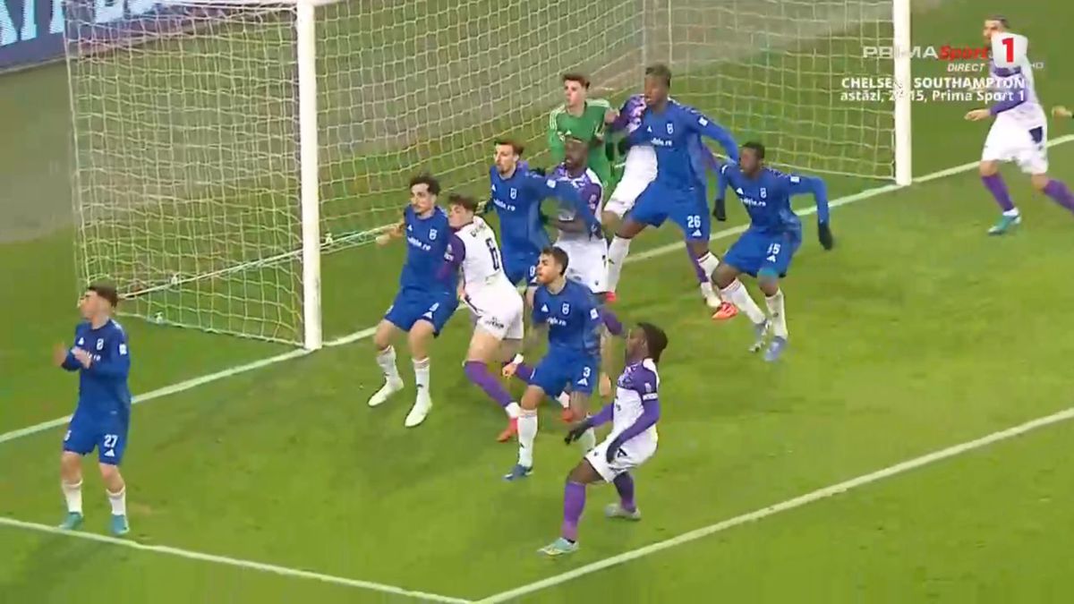 Penalty comis în FCU Craiova - FC Argeș