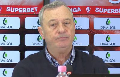 Înainte să bată cu pumnul în masă, Rednic și-a terfelit propriii jucători: „Nu jucau nici în liga a doua! Nu poți să le ceri...”