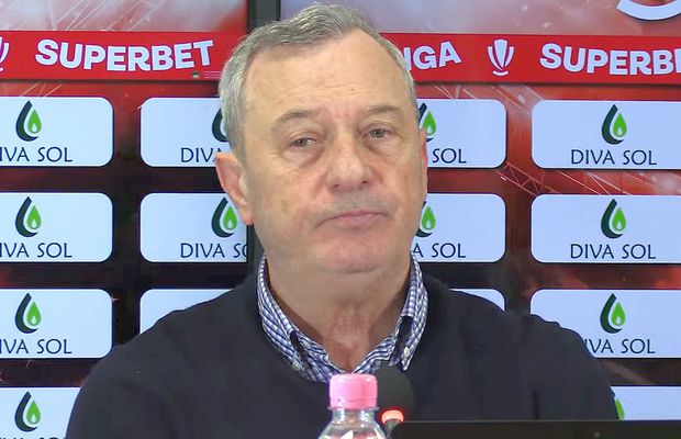 Înainte să bată cu pumnul în masă, Rednic și-a terfelit propriii jucători: „Nu jucau nici în liga a doua! Nu poți să le ceri...”