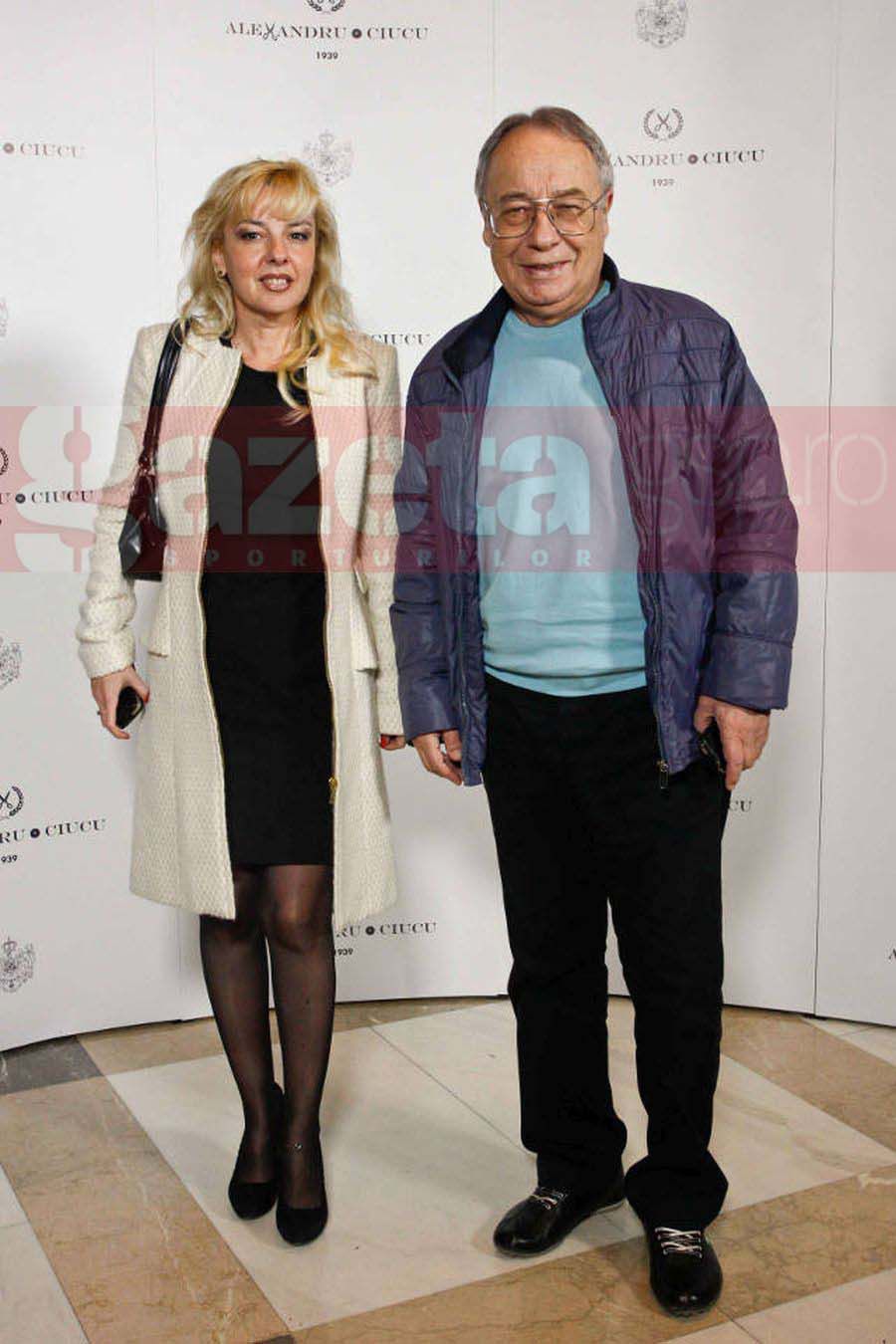 Răducioiu, dezvăluire despre Ovidiu Ioanițoaia: „Puțină lume știe, așa mi s-a lipit eticheta că nu mai știu limba română!” + Povești spectaculoase de la Lucescu, Hagi sau fiica gazetarului: „Ne alegeam hotelul după operatorul de cablu”