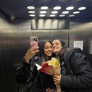 Gabi Moreschi și Elizabeth Omoregie