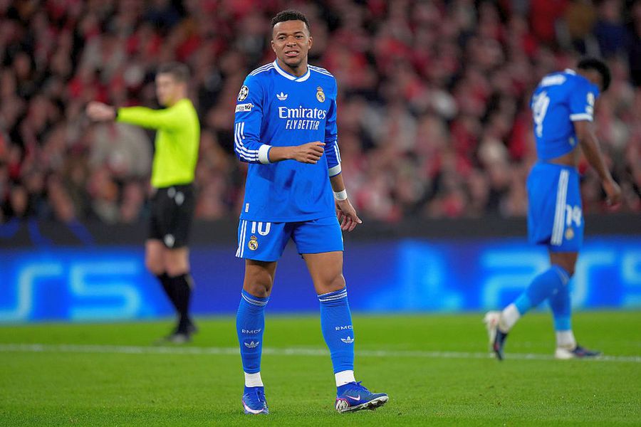 Ca să scape de durerile sâcâitoare, Kylian Mbappe s-ar putea opera