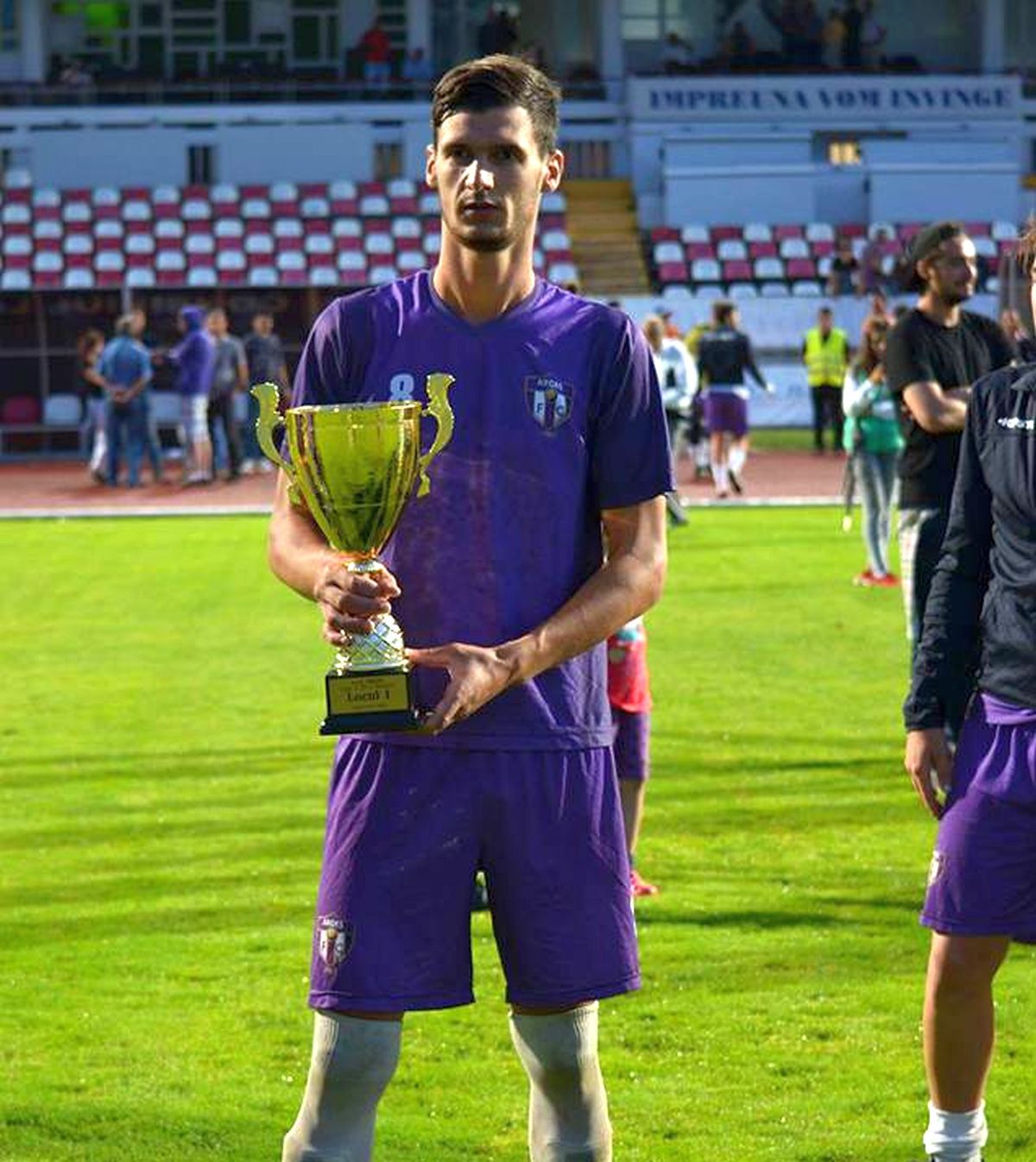 El e Marius Sanda, fotbalistul reținut 24 de ore pentru pariuri