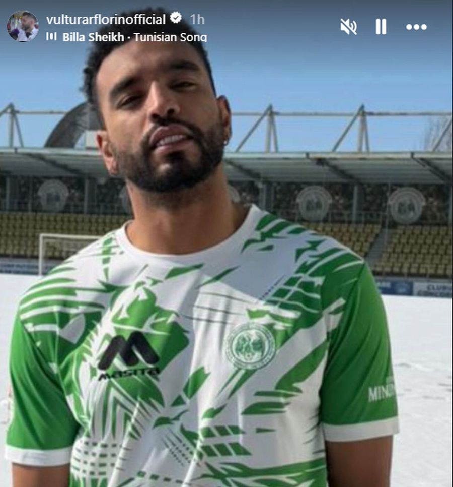 Omrani a pozat deja în tricoul Chiajnei, imagine postată de impresarul Florin Vulturar Omrani s-a întors în România, antrenorul echipei confirmă: „Semnează. Îi acord o șansă”