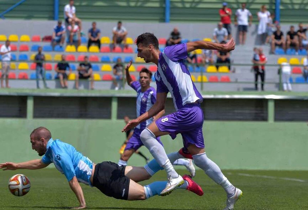 Cine e Marius Sanda, unul dintre fotbaliștii reținuți pentru blaturi la pariuri » Alungat de la club în iarnă, postac și ultras Dinamo în timpul liber