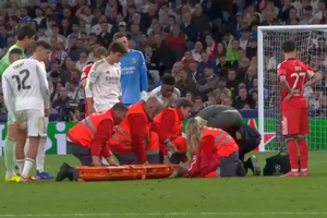 Real Madrid - Benfica, partidă decisivă pentru optimile Ligii Campionilor » A părăsit terenul pe targă