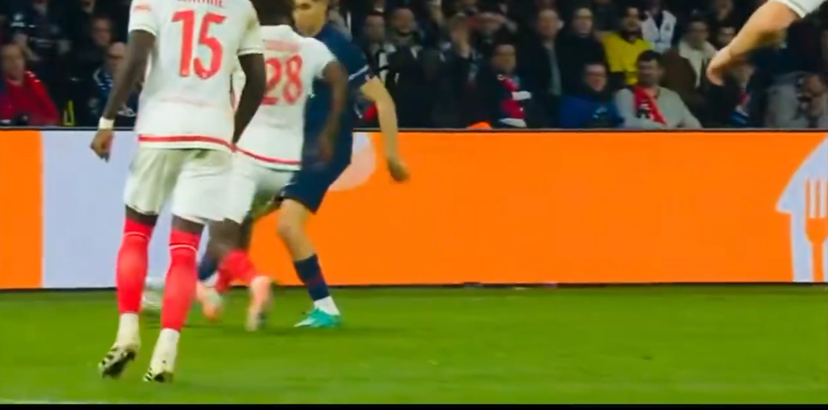 Istvan Kovacs, eliminare controversată la PSG - Monaco