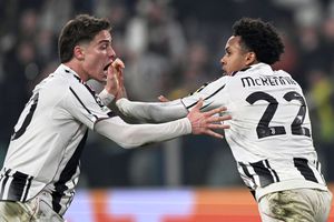 Istvan Kovacs încheie meciul cu o „ploaie” de cartonașe » ULUITOR ce reușește Juventus cu un om în minus