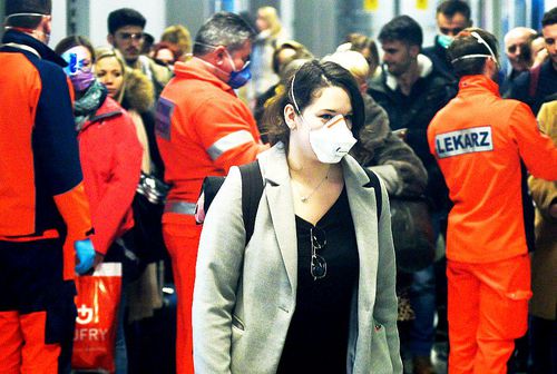 Teste de coronavirus pe aeroportul din Cracovia, foto: Guliver/gettyimages