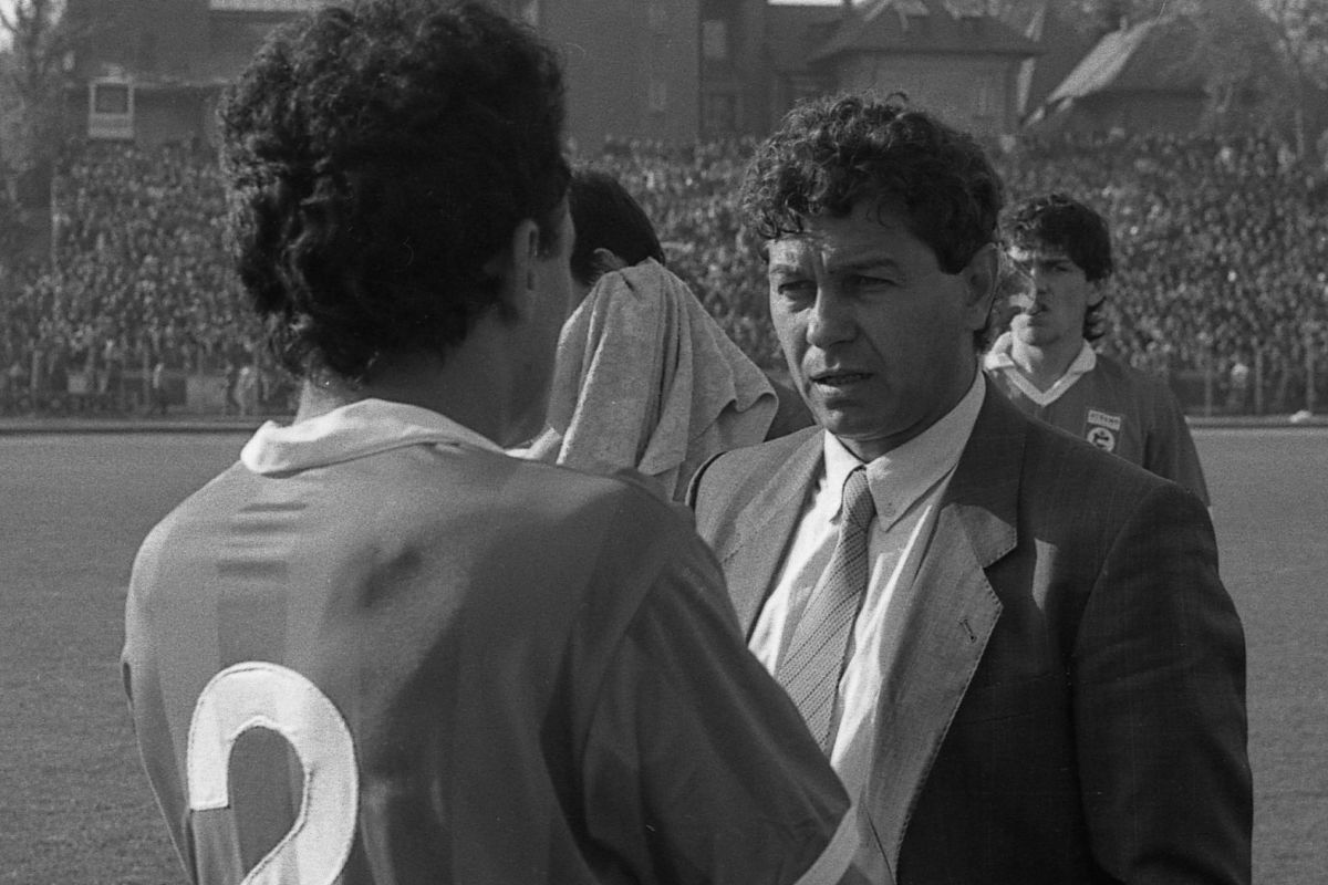 Dinamo, capodopera lui Il Luce: 1989-1990