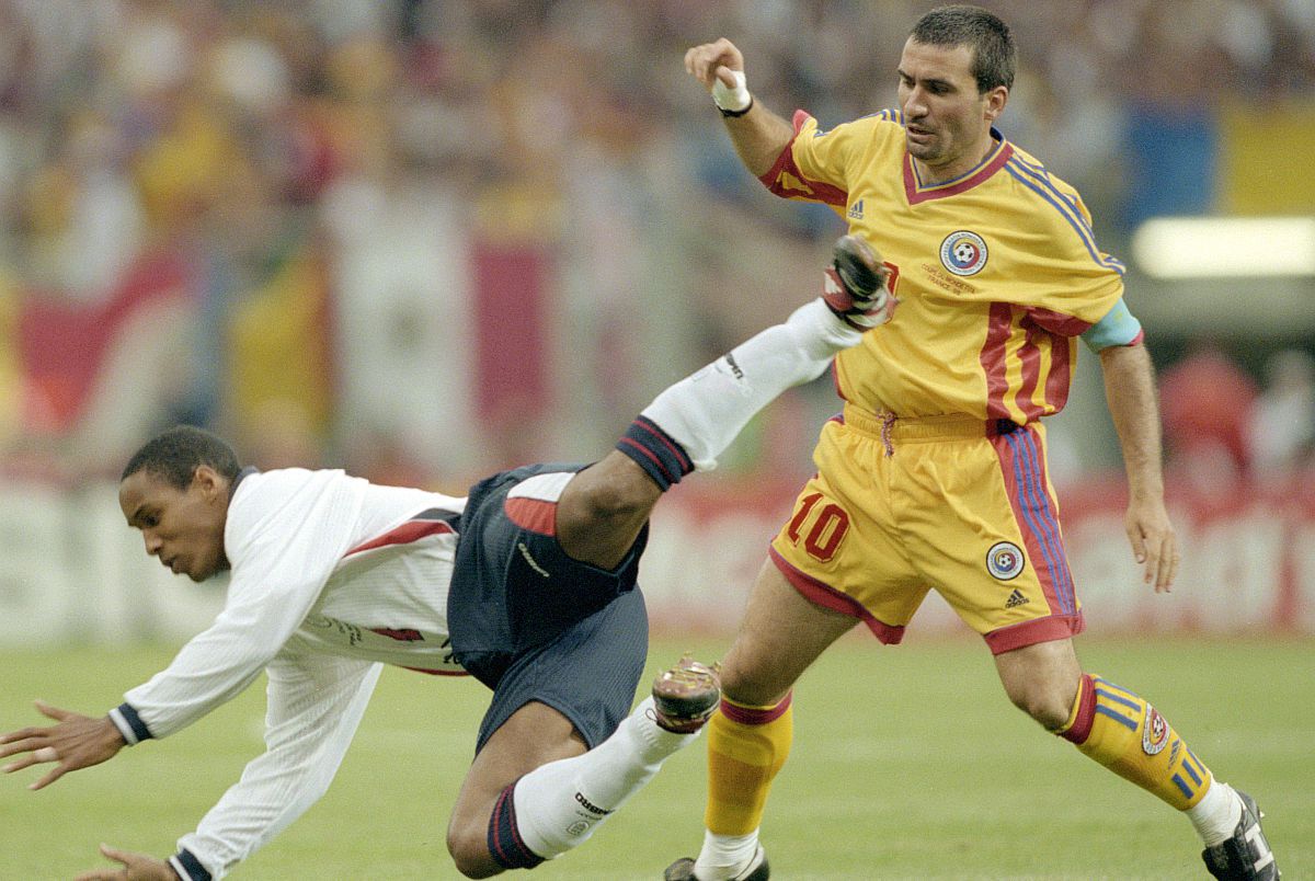 Cum s-a modificat lumea de la ultima prezență a României la un Campionat Mondial: apărea Google, primul Windows și izbucnea scandalul Clinton - Lewinsky