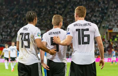 Alarmă la nemți! Caz de Covid-19 în echipă și trei absenți la București