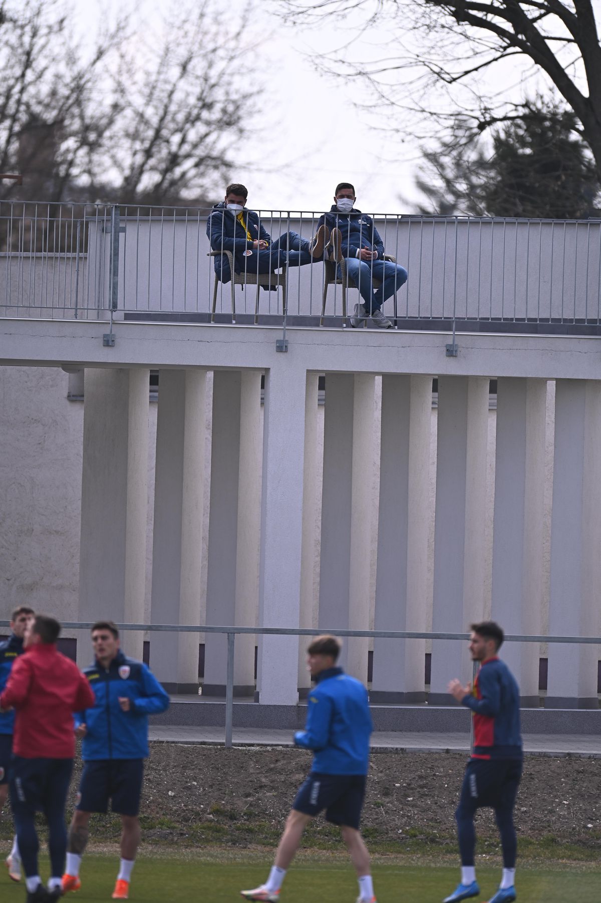 România U21, antrenament sub ochii lui Cosmin Contra: „Nu suntem o echipă slabă” » Sperietură cu unul dintre jucători