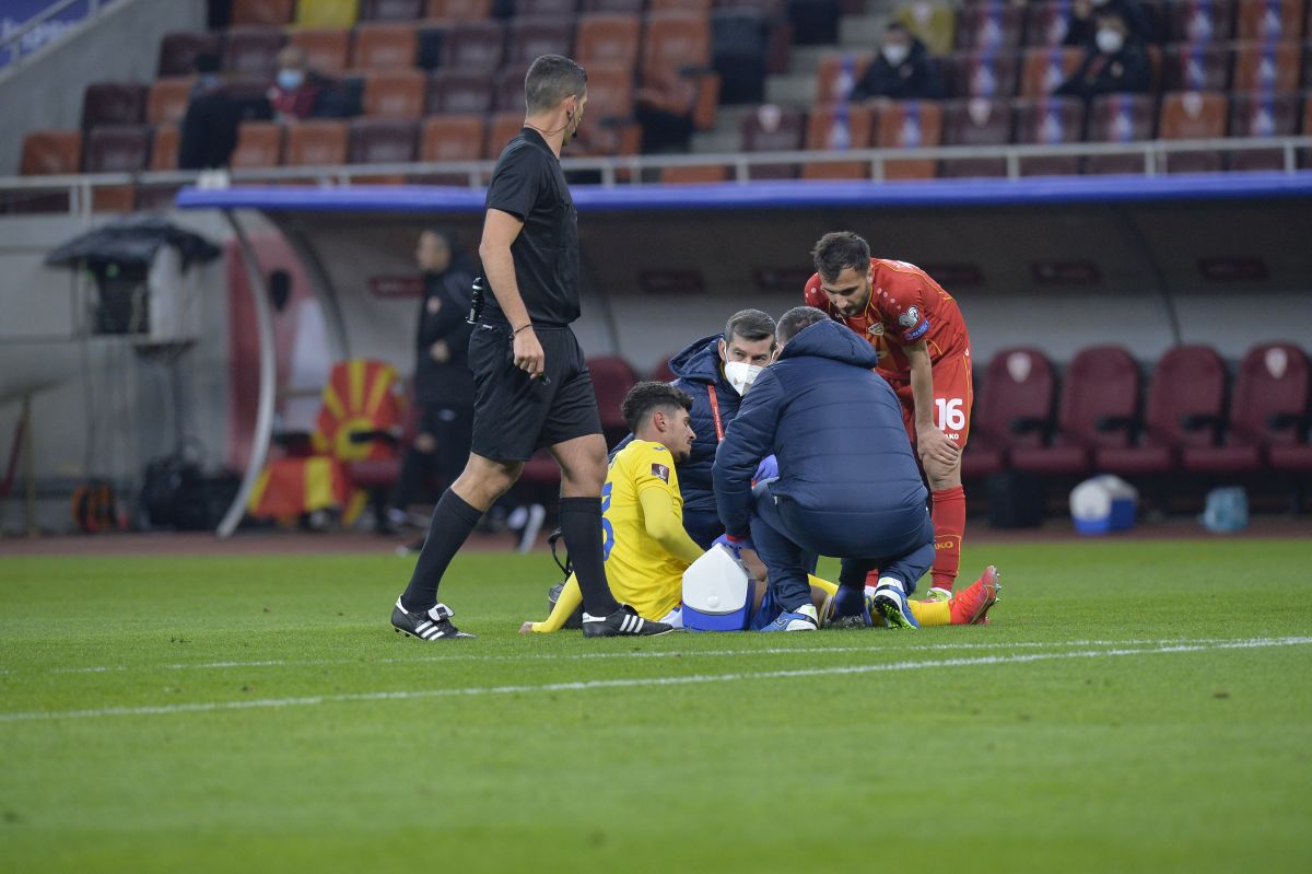 Penalty refuzat României » Arbitrul n-a văzut un fault evident în meciul cu Macedonia de Nord