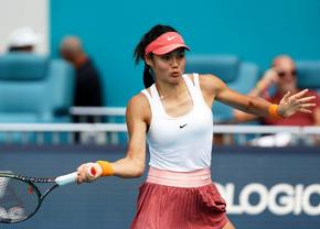 Altă înfrângere prematură pentru Emma Răducanu » A condus cu 6-3, 3-1, dar a fost eliminată în turul II la Miami!
