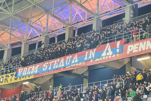 România - Grecia. Ultrașii CSA Steaua au venit pe Ghencea cu un mesaj clar: „Vrem Steaua în A!”.