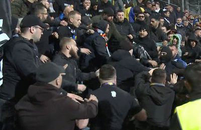 Imagini halucinante cu bătaia românilor din Andorra! „Gogoașă”, rivalul lui Adrian Mititelu, implicat » Pumni și picioare într-o persoană căzută