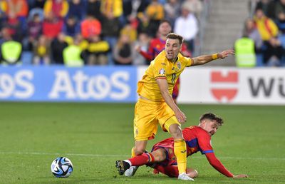 Viorel Moldovan și Florin Răducioiu îl trag la răspundere pe Edi Iordănescu: „Totul era în favoarea ta, dar tu faci schimbări defensive”