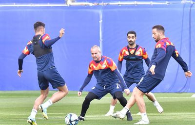 Uite cu cine vrea Andorra să surprindă România: „pensionarii” la atac + tupeul selecționerului