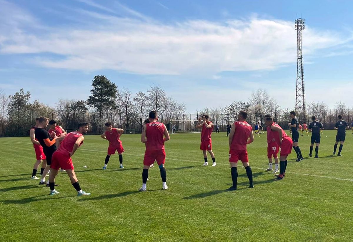 Dinamo i-a ținut piept Petrolului, dar Burcă nu se gândește încă la Liga 1: „Mi-e cumva teamă să privesc atât de departe”