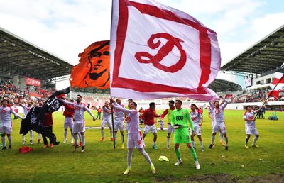 „Hai să le lăsăm stadionul întreg!” » Oficialii Unirii Dej au motivat decizia care nu le-a picat bine fanilor: „Din respect pentru tradiția și istoria clubului Dinamo București”