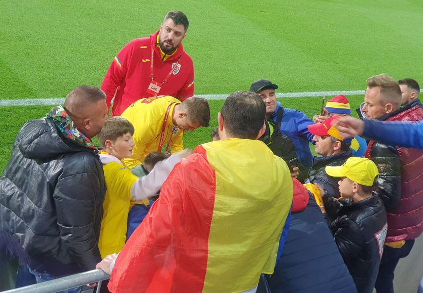 România debutează sâmbătă în preliminariile EURO 2024 în Andorra, de la ora 21:45. Florin Tănase (28 de ani) a fost singurul „tricolor” care a socializat cu fanii înaintea partidei.