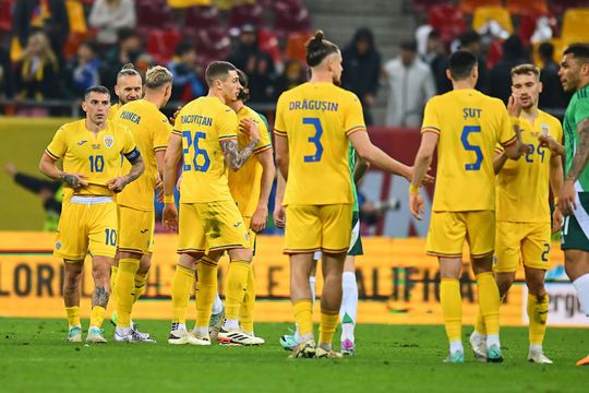 România va evolua într-un echipament de culoare roșie la meciul amical contra Columbiei, de la Madrid.
