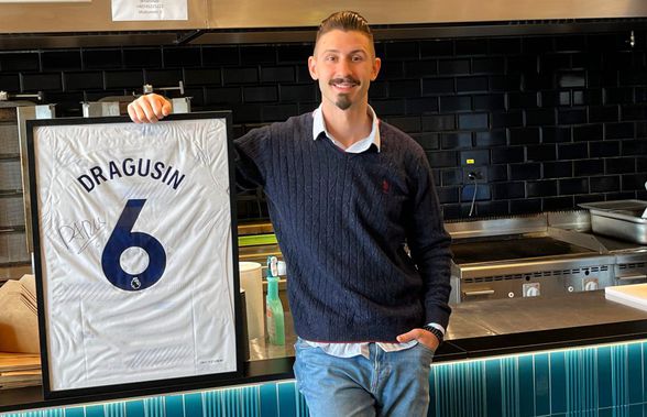 Fratele lui Radu Drăgușin oferă tricoul semnat al fundașului central de la Tottenham: „Au venit colecționari, dar i-am refuzat”