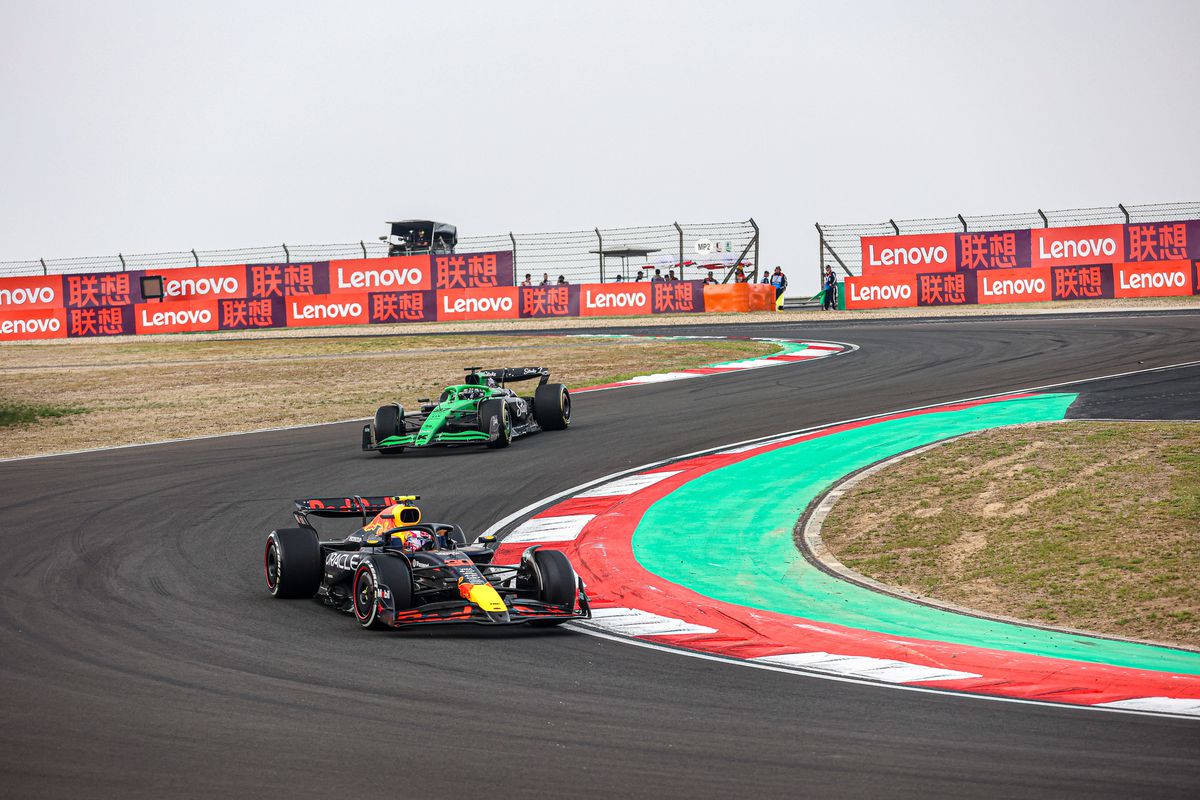 Nu doar retrogradat, ci în pericol de a ieși DE TOT din Formula 1!