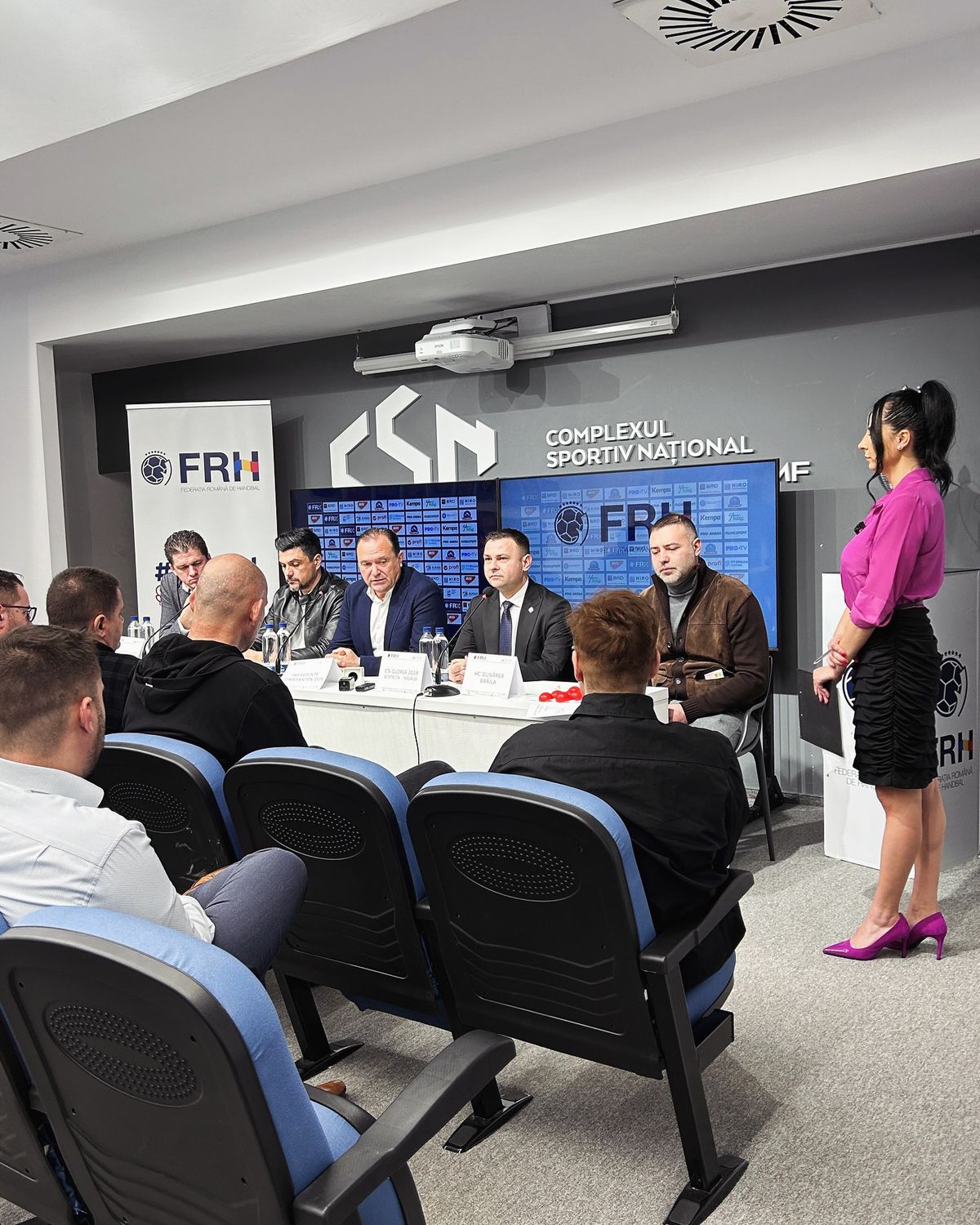 Tragere la sorți Final Four Cupa României handbal / foto: FRH Facebook