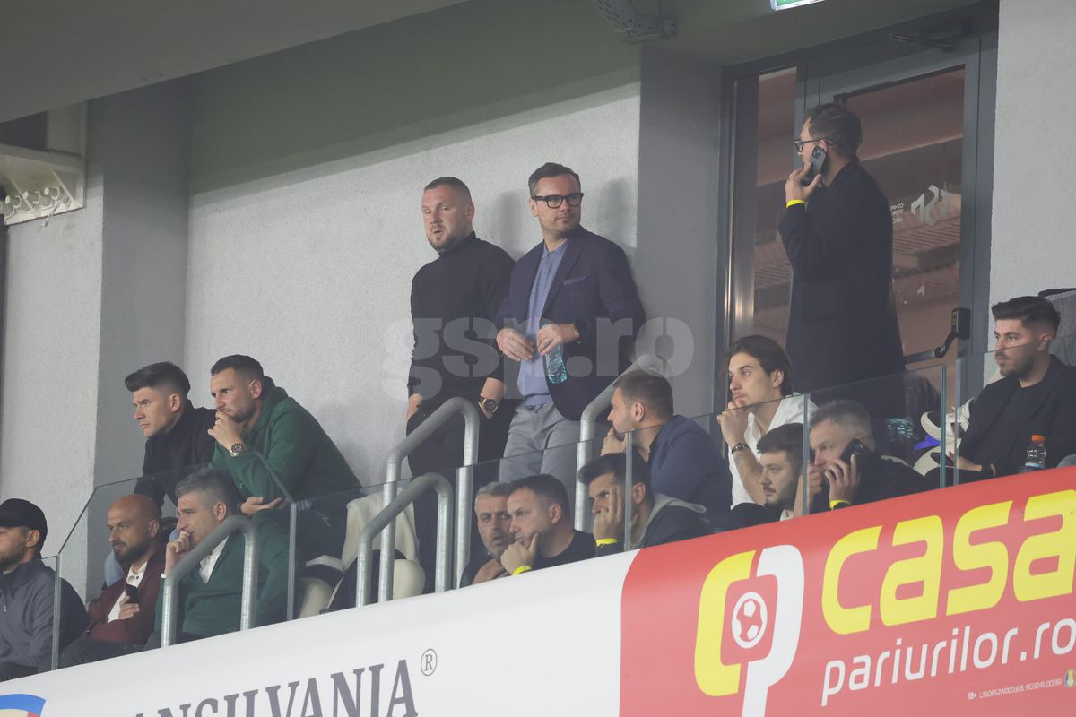 Foștii fotbaliști prezenți la meciul dintre România U20 și Olanda U20