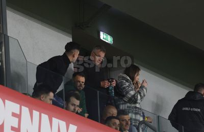 Îi mai recunoști? Ce foști fotbaliști de la Steaua, Dinamo și Rapid au fost în tribune la România U21 - Olanda U21