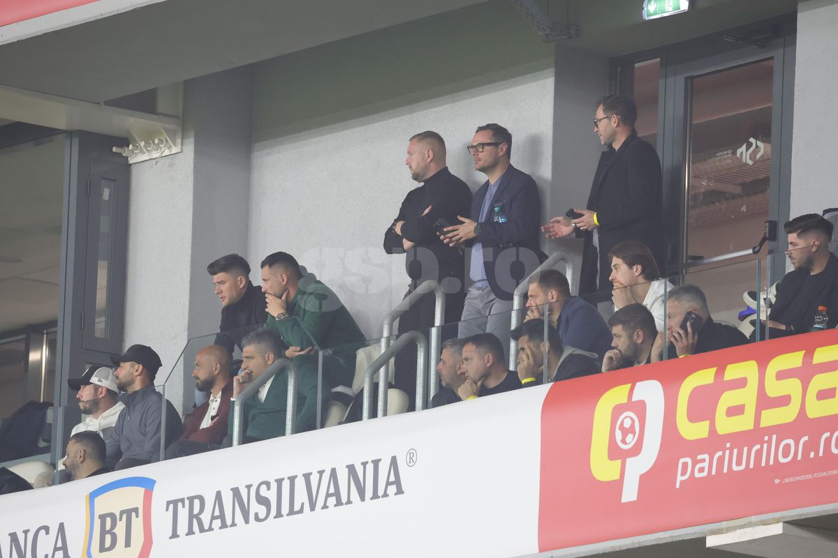 Foștii fotbaliști prezenți la meciul dintre România U20 și Olanda U20