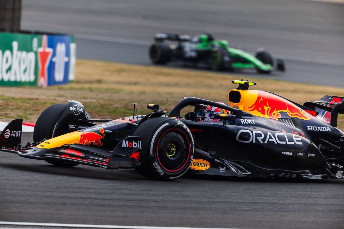 Nu doar retrogradat, ci în pericol de a ieși DE TOT din Formula 1!