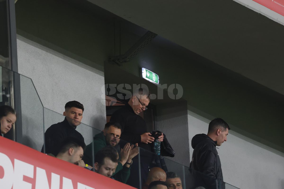 Foștii fotbaliști prezenți la meciul dintre România U20 și Olanda U20