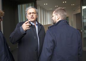 Michel Platini, trezit de hoți » Medalii și trofee de neprețuit, furate în toiul nopții