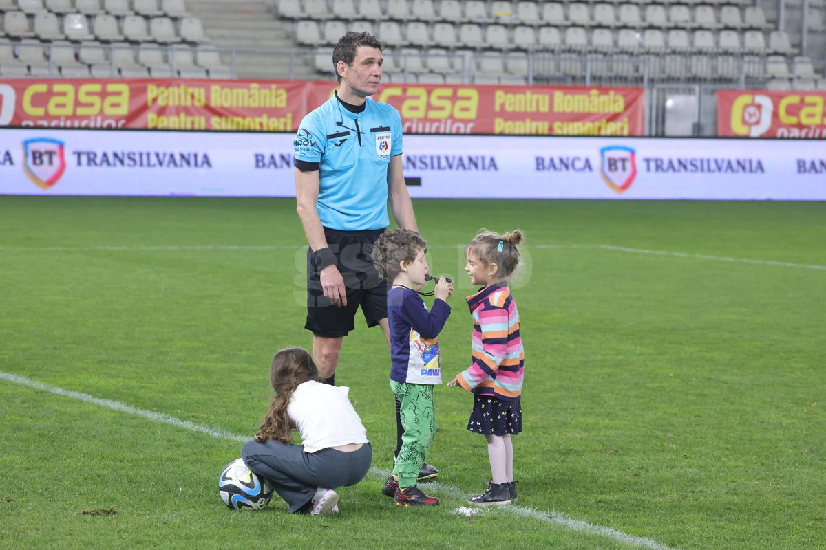 Imagini de la finalul meciului dintre România U21 și Olanda U21