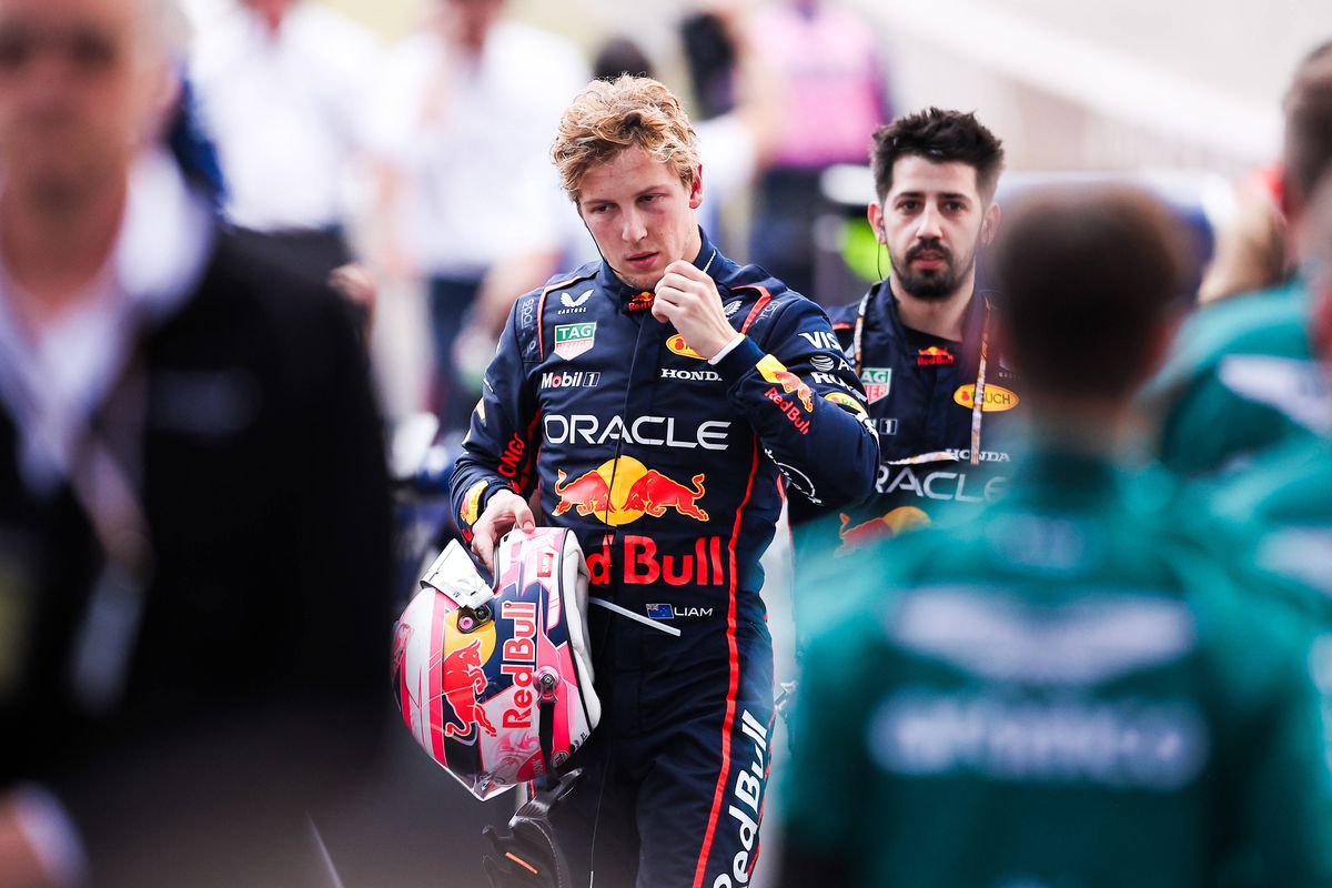 Nu doar retrogradat, ci în pericol de a ieși DE TOT din Formula 1!