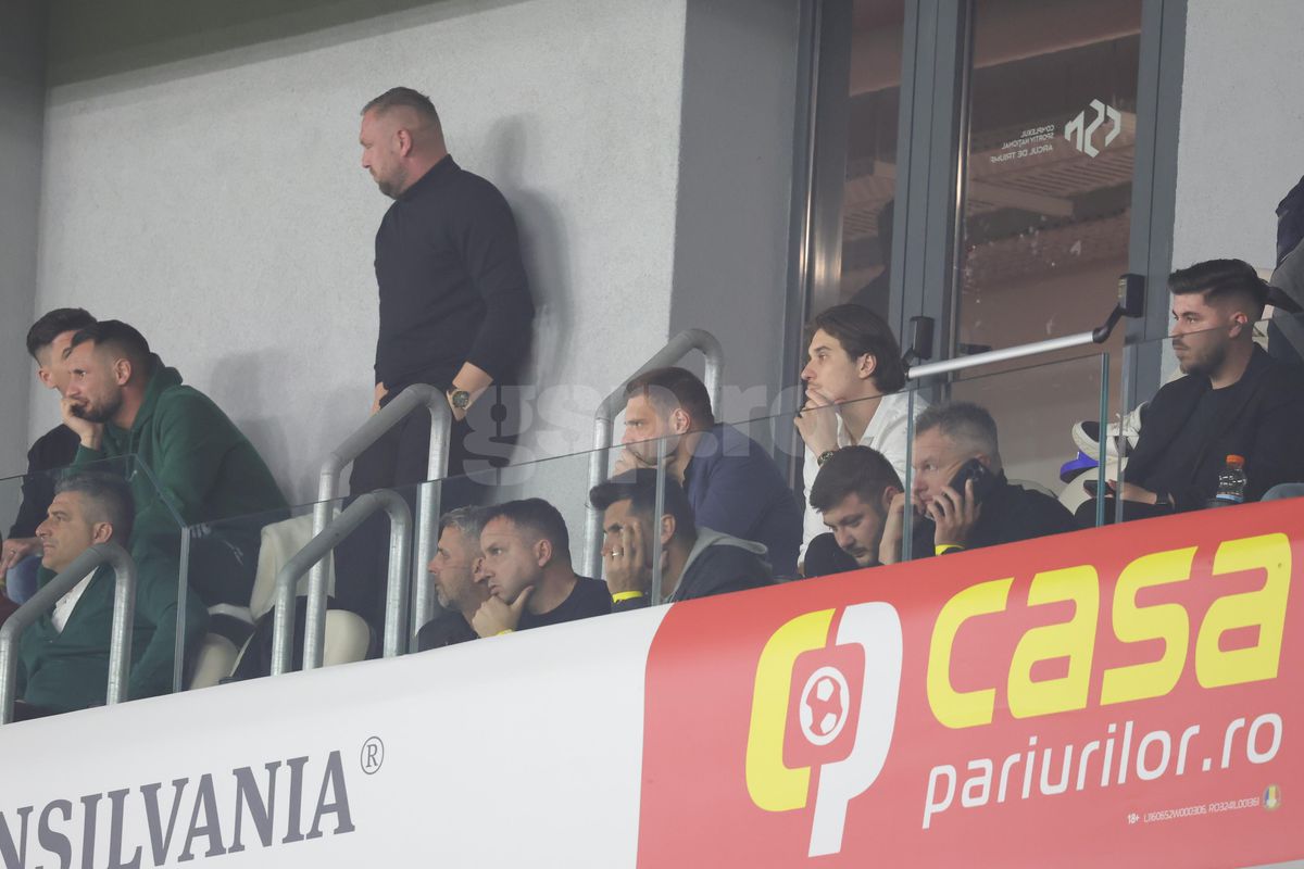 Foștii fotbaliști prezenți la meciul dintre România U20 și Olanda U20
