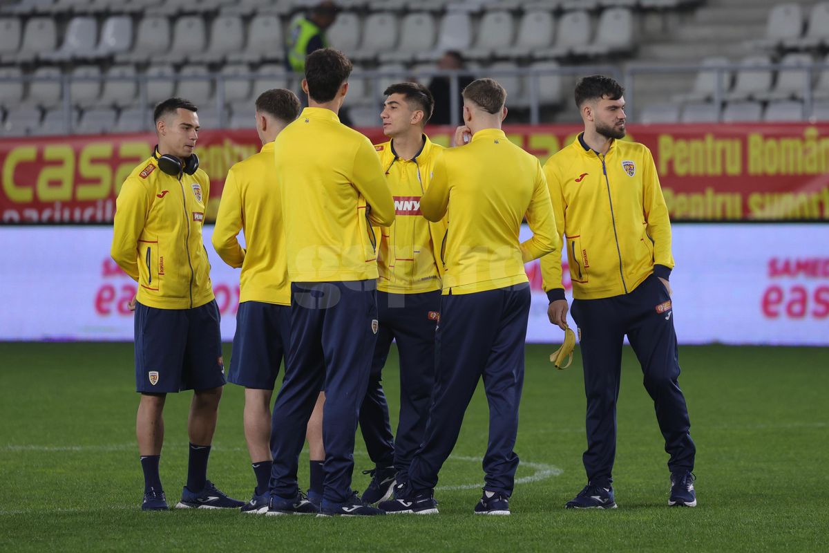 Cum s-a îmbrăcat Daniel Pancu pe „Arcul de Triumf” » Mai scump decât geaca lui Șumudică: și l-a dat jos după câteva minute